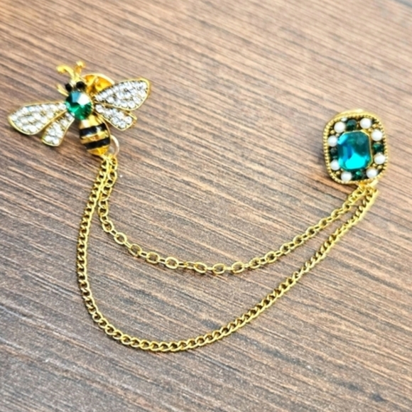 NEW Gold & Green Bee Chain Brooch - Picture 8 of 8
